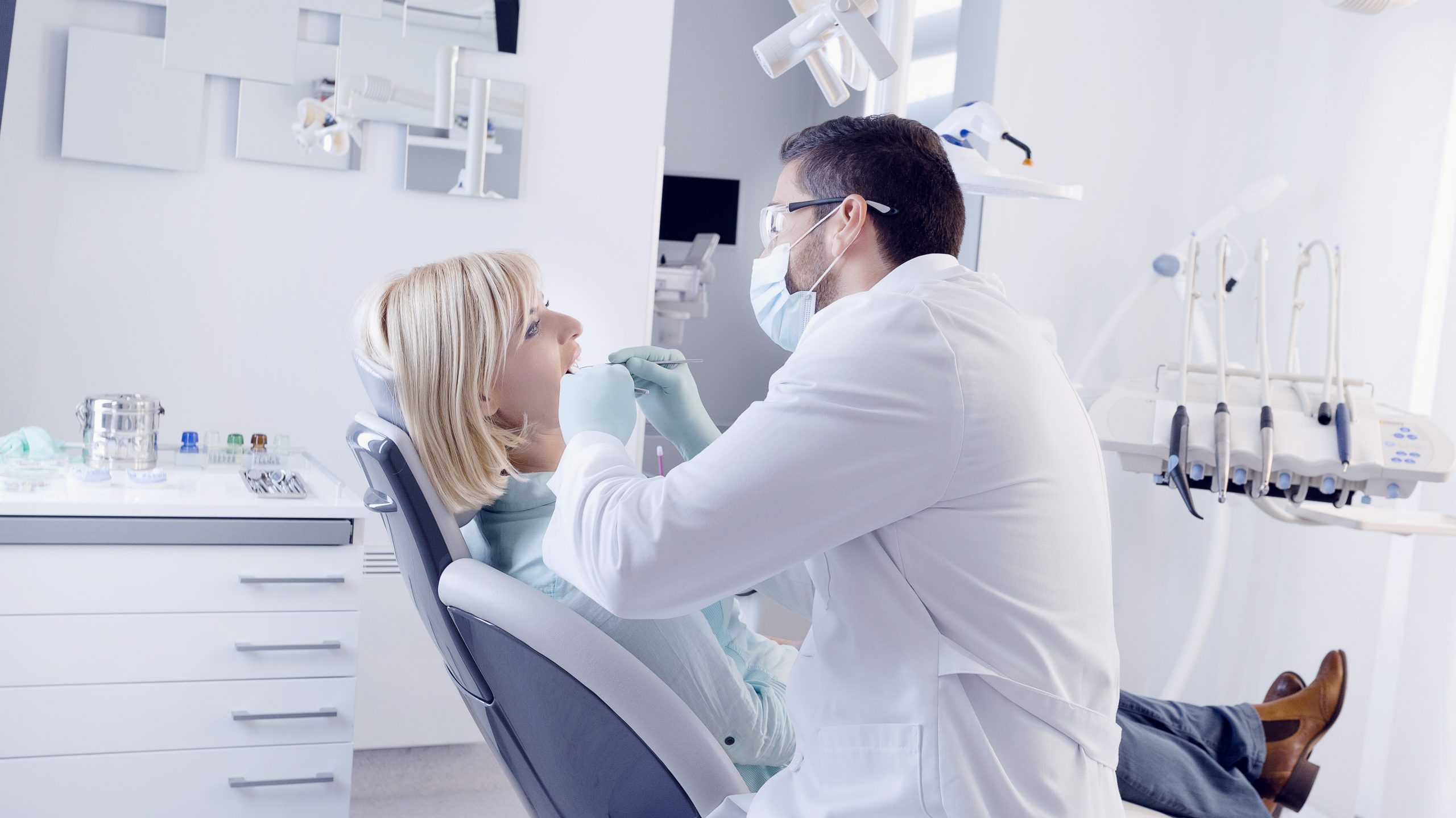 Dentist in Frostproof, FL
