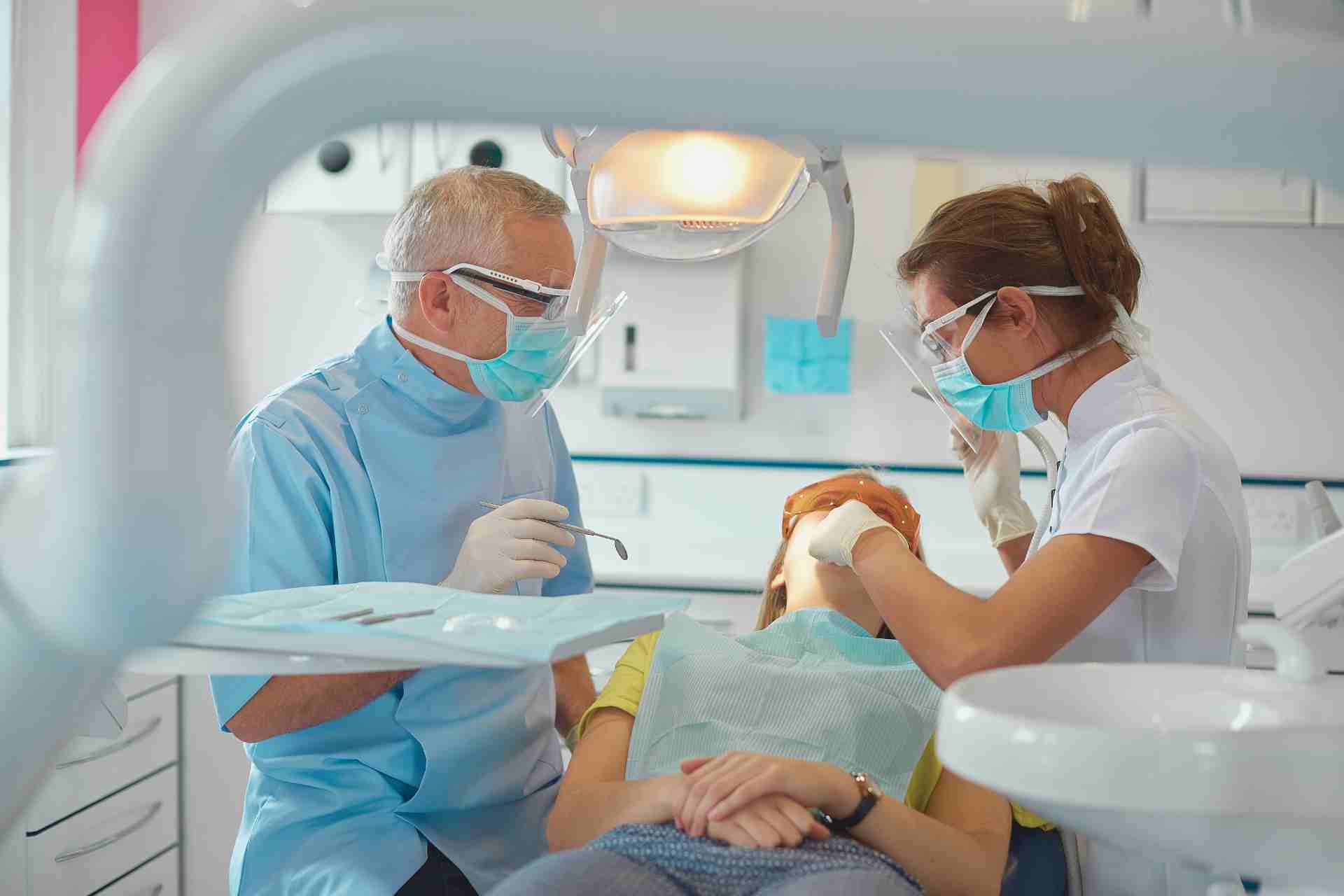 Dentist in Frostproof, FL
